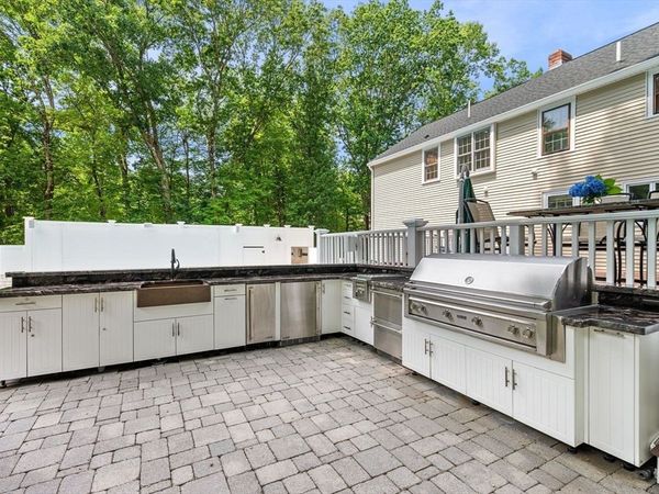25 Turtle Lane, North Andover, MA 01845