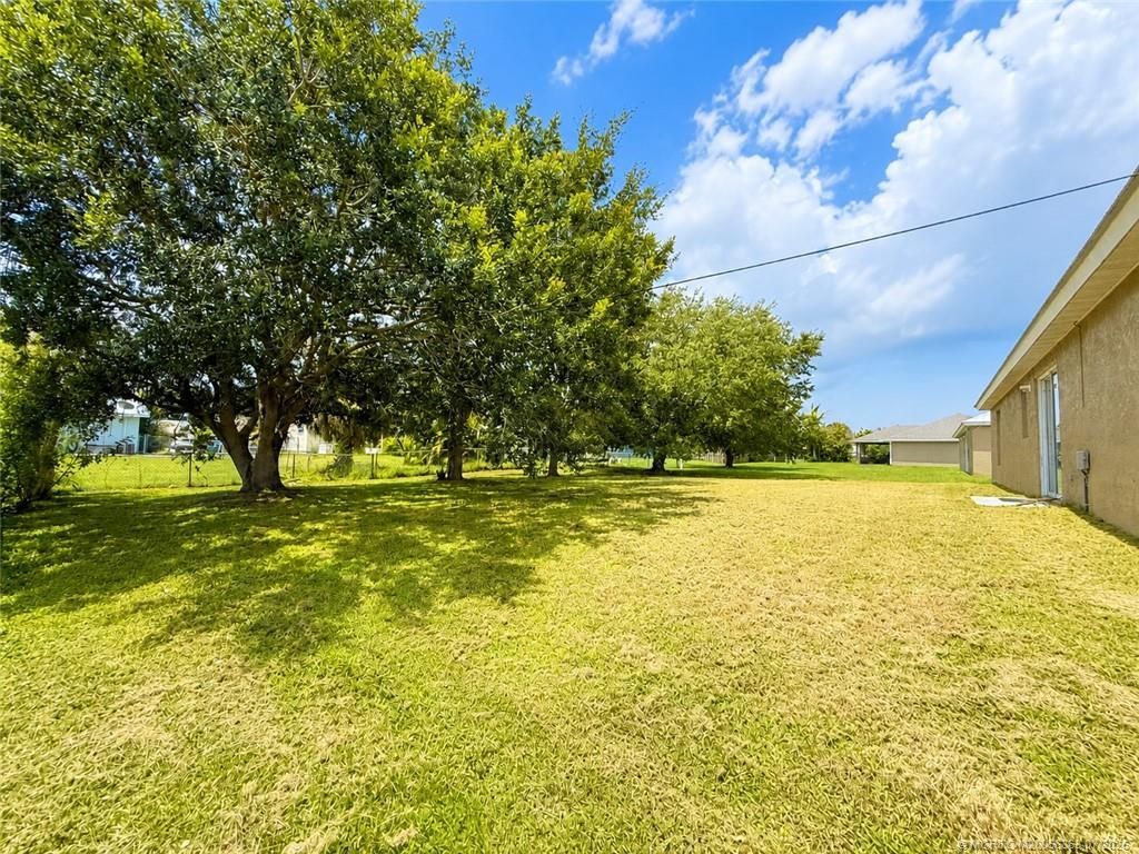 756 SE Lansdowne Avenue, Port Saint Lucie, FL 34983 Photo