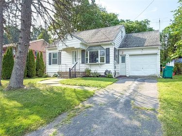 125 Merritt Place , New Hartford, NY 13413