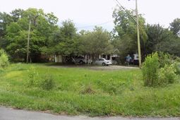 571 Main Road photo 4
