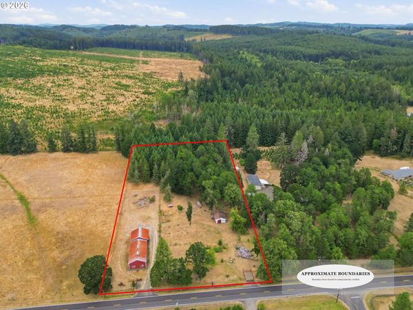 24137 WARTHEN RD, Elmira, OR 97437
