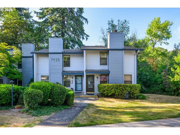7925 SW FANNO CREEK DR, Unit 6, Tigard, OR 97224