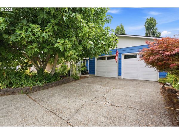 1352 ASTOR WAY, Woodburn, OR 97071