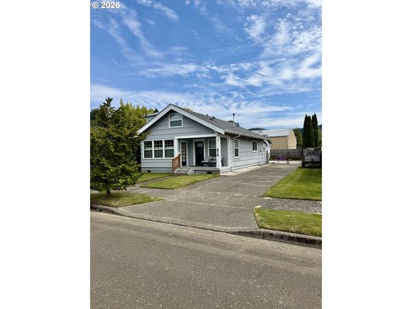 974 FIR AVE, Reedsport, OR 97467