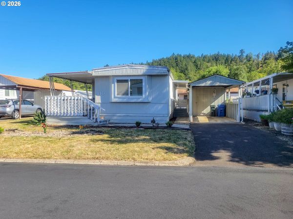 1200 E CENTRAL AVE, Unit 110, Sutherlin, OR 97479