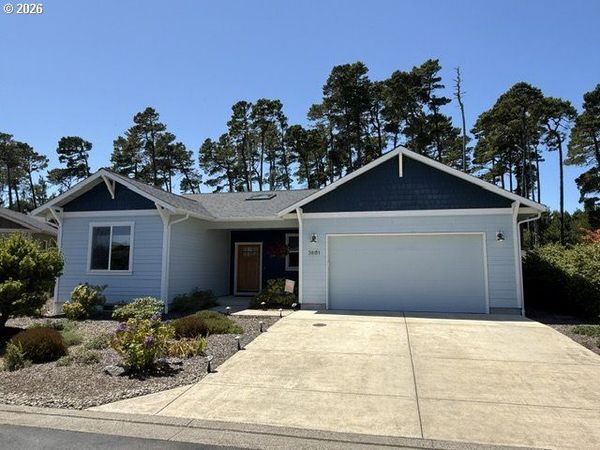 3861 NANDINA DR, Florence, OR 97439