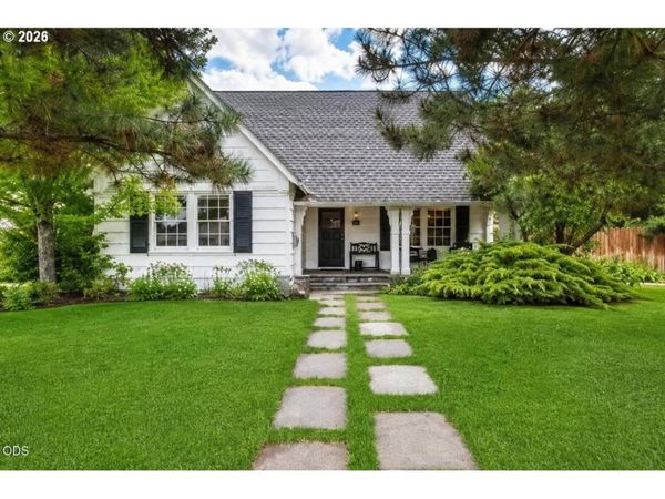 840 E 1ST ST, Prineville, OR 97754