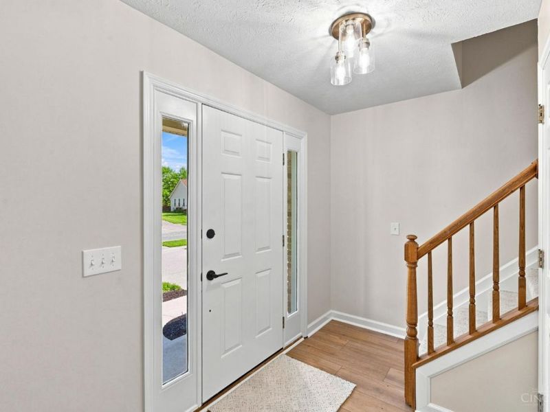 8631 Acredale Drive, West Chester, OH 45069 Photo 4
