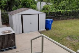 2913 English Avenue  photo 4
