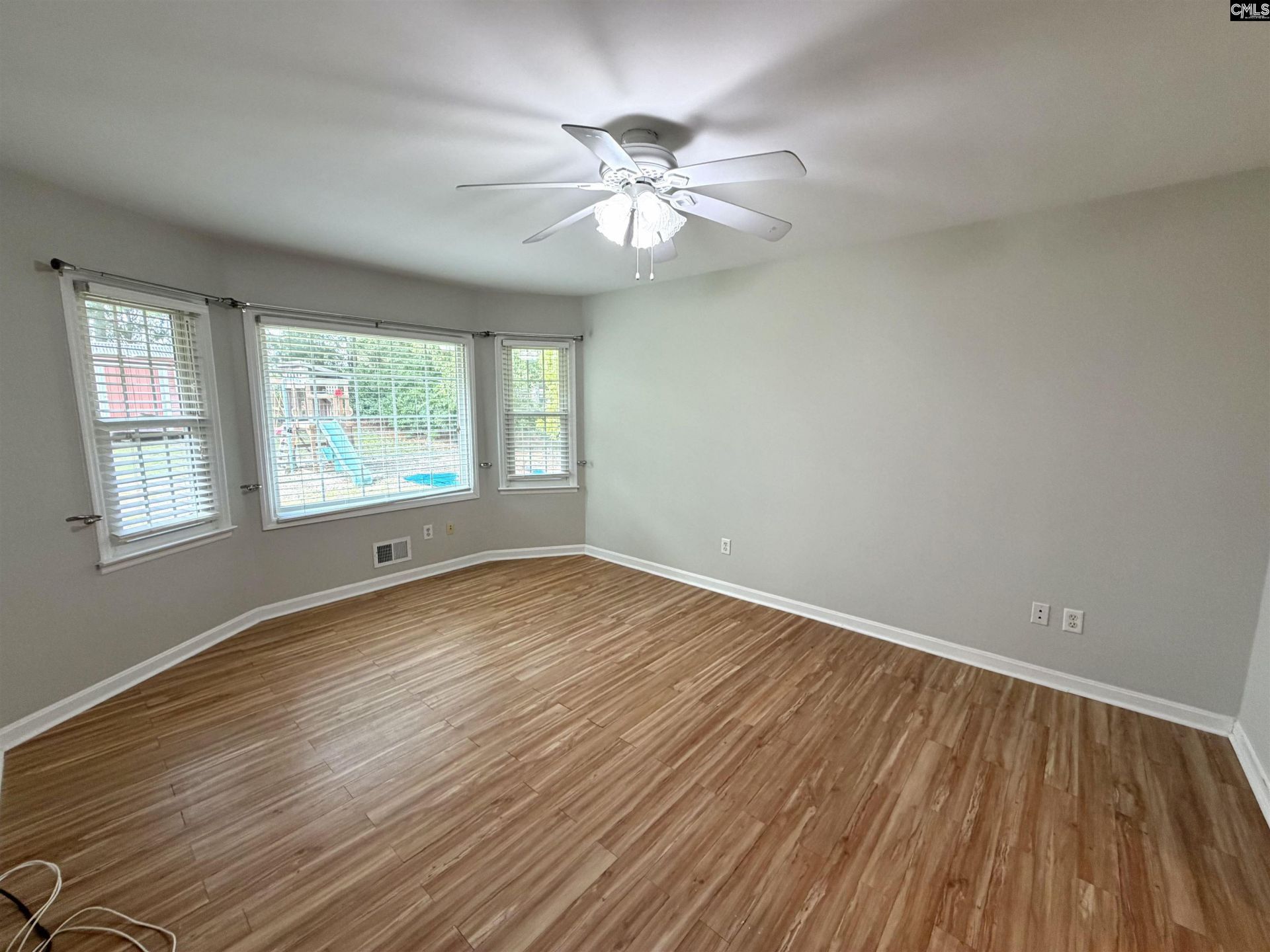 7912 Wessex Lane Photo 14