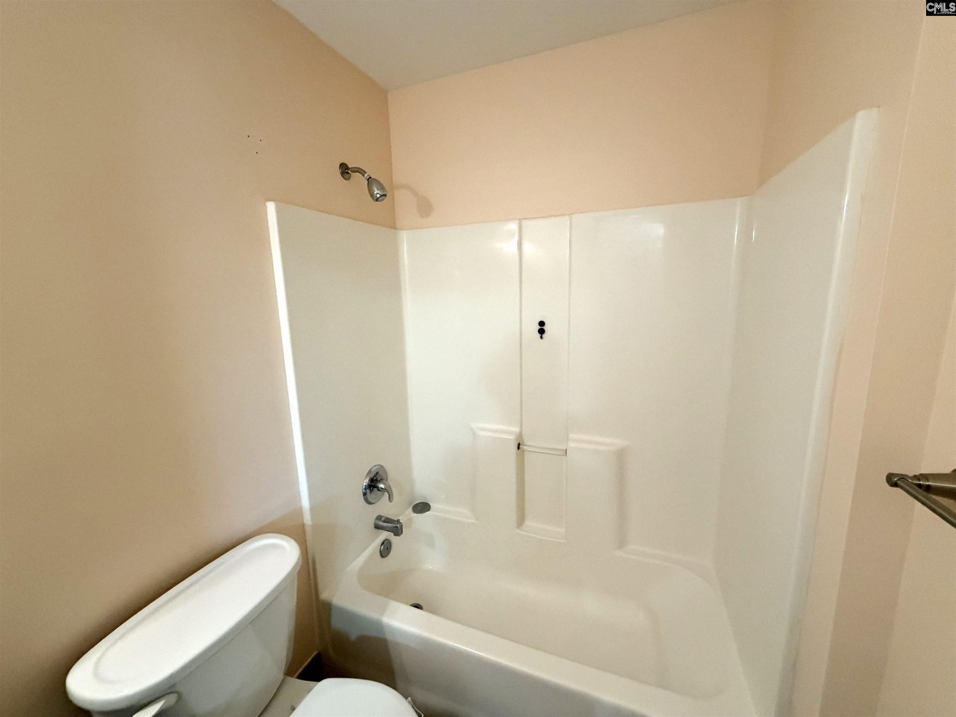 7912 Wessex Lane Photo 24