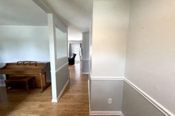 7912 Wessex Lane  photo 4