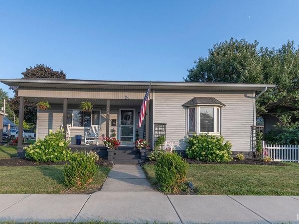 245 W Whitley Street, Churubusco, IN 46723