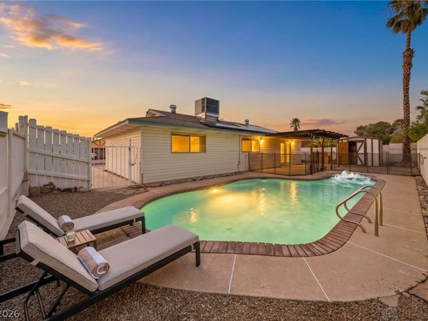 7313 Gray Street, Las Vegas, NV 89145
