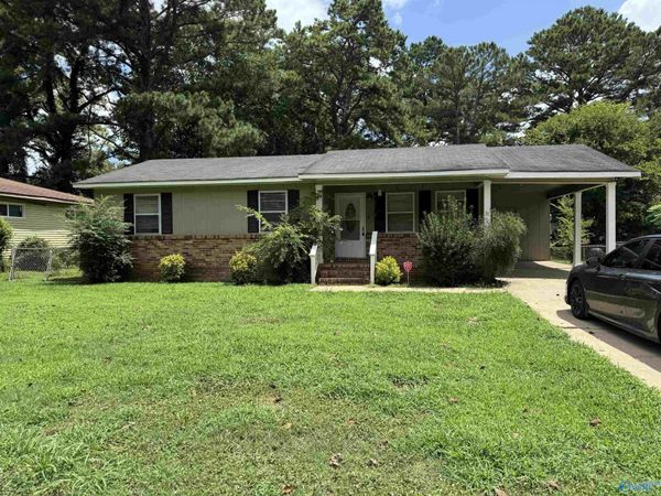 3018 Love Drive, Huntsville, AL 35816