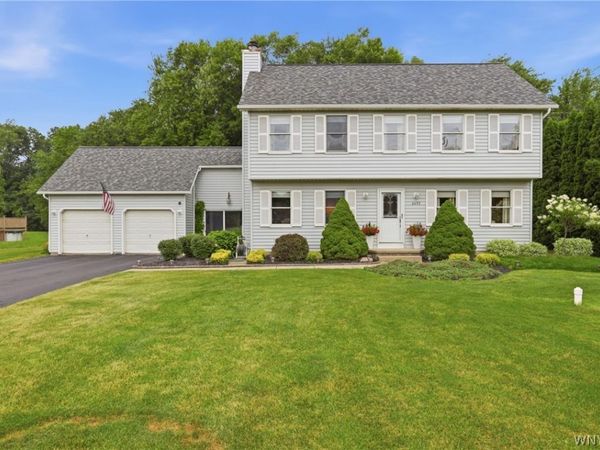 4402 Creek Road , Lewiston, NY 14092