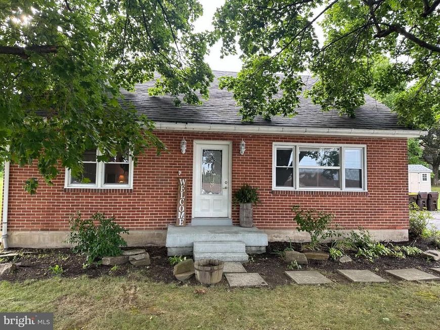 639 Chestnut Street , Bally, PA 19503 Main Photo