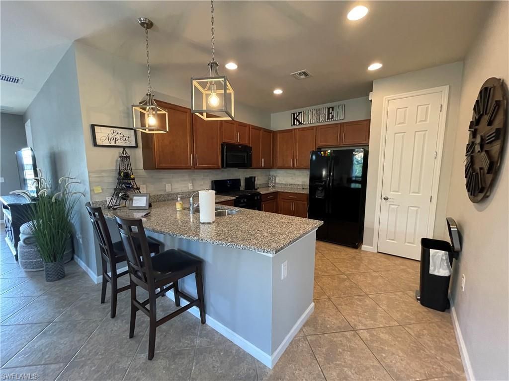 7631 Jacaranda Ln , Naples, FL 34114 Photo