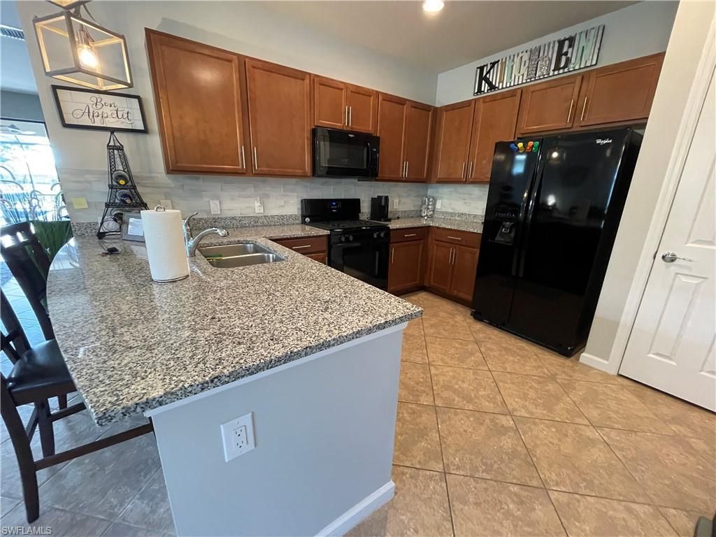 7631 Jacaranda Ln , Naples, FL 34114 Photo