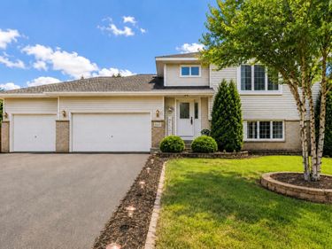 1065 243rd Circle NE, East Bethel, MN 55005