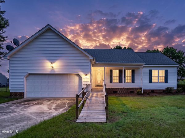 104 Trawick Drive , La Grange, NC 28551
