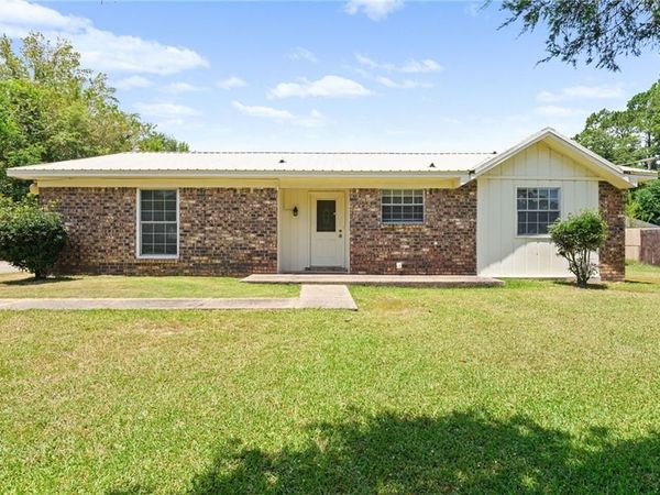 209 Tavares Drive , Saraland, AL 36571