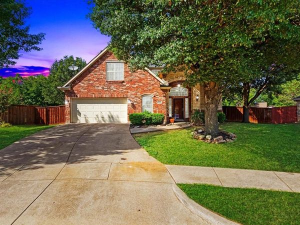 6004 Cedar Glen Court , Grand Prairie, TX 75052