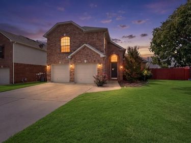 6925 Cattle Drive, Fort Worth, TX 76179
