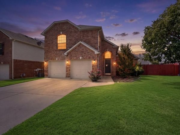6925 Cattle Drive, Fort Worth, TX 76179