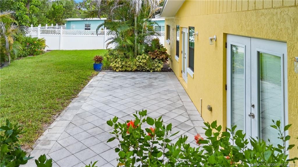 908 SE Krueger Parkway, Stuart, FL 34996 Photo