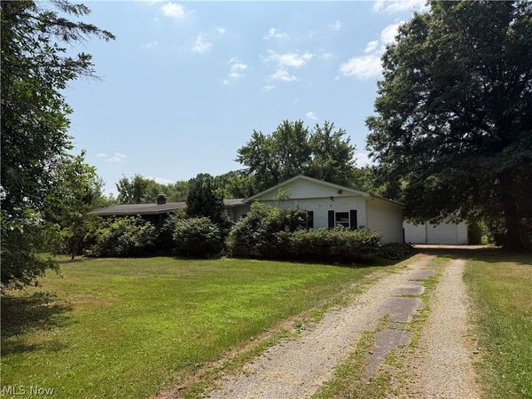 6300 Summers Road , Hartsgrove, OH 44099