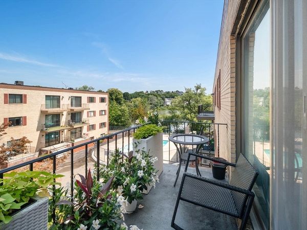 404 Broadway, Unit 303, Lynn, MA 01904