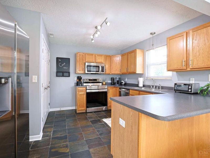 5908 Amanda Court, Goshen Twp, OH 45140 Photo 11
