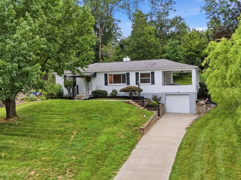 9512 Waxwing Drive, Blue Ash, OH 45241 Photo 1