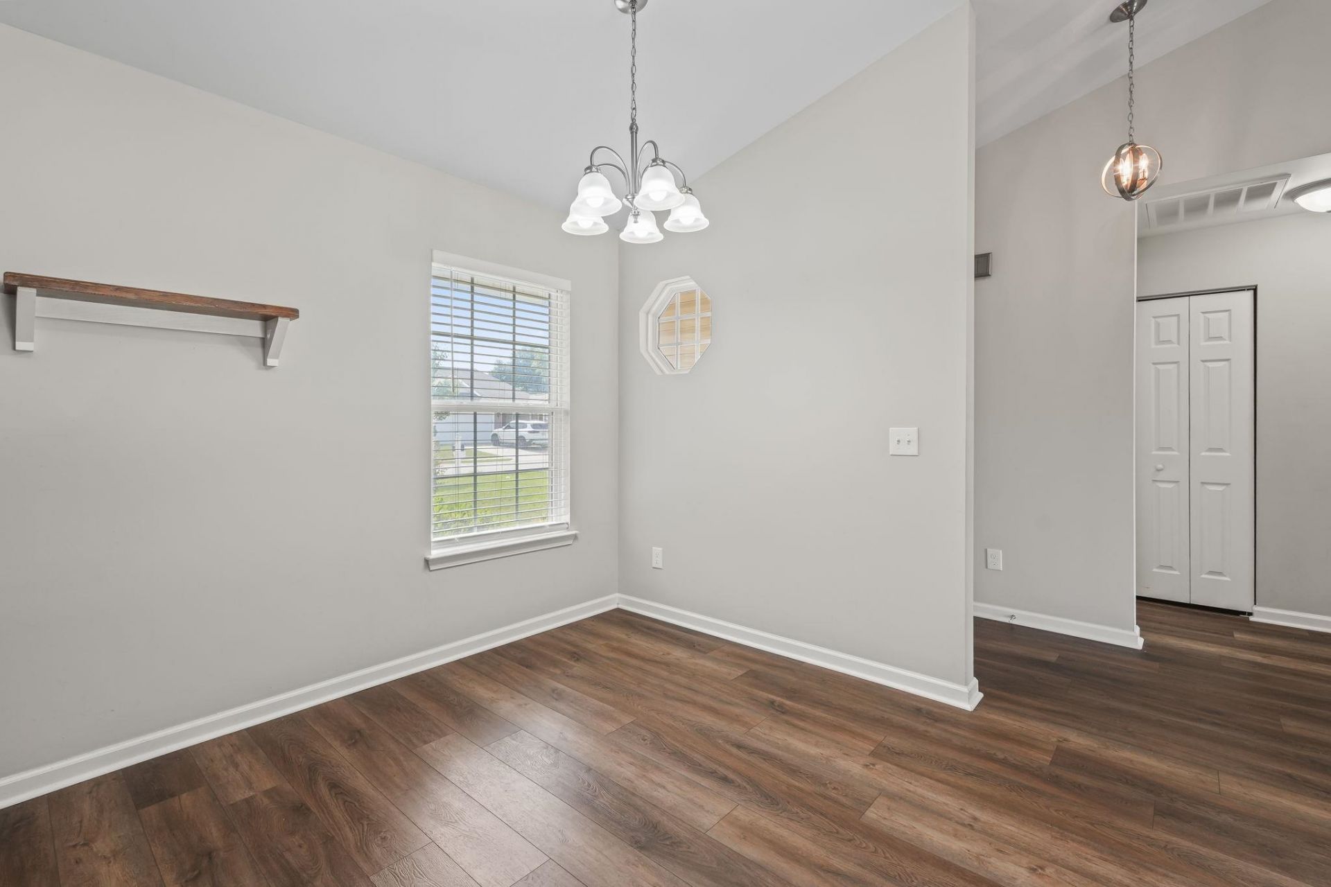 4572 E Walkerton Rd. Photo 19