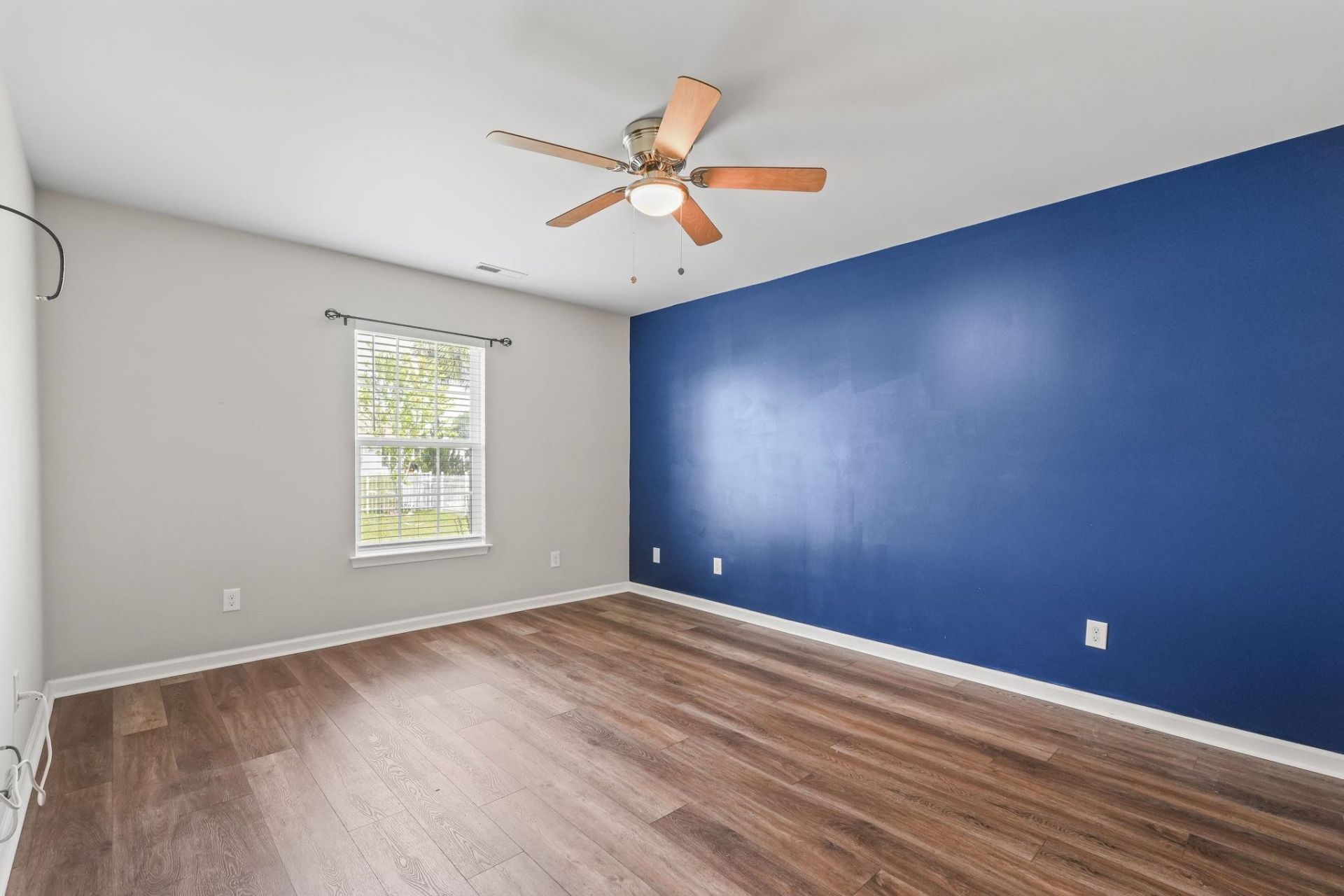 4572 E Walkerton Rd. Photo 24