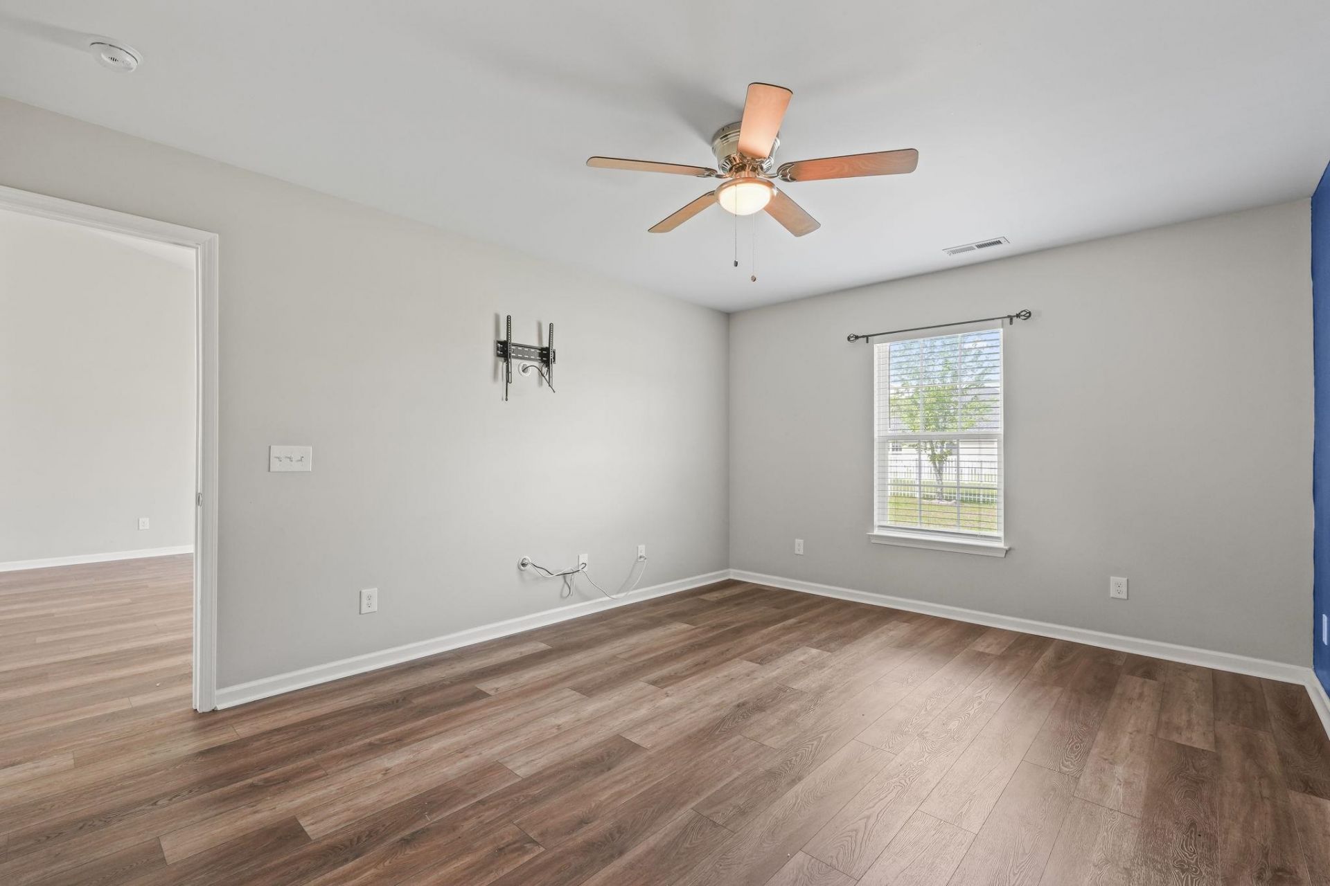 4572 E Walkerton Rd. Photo 26