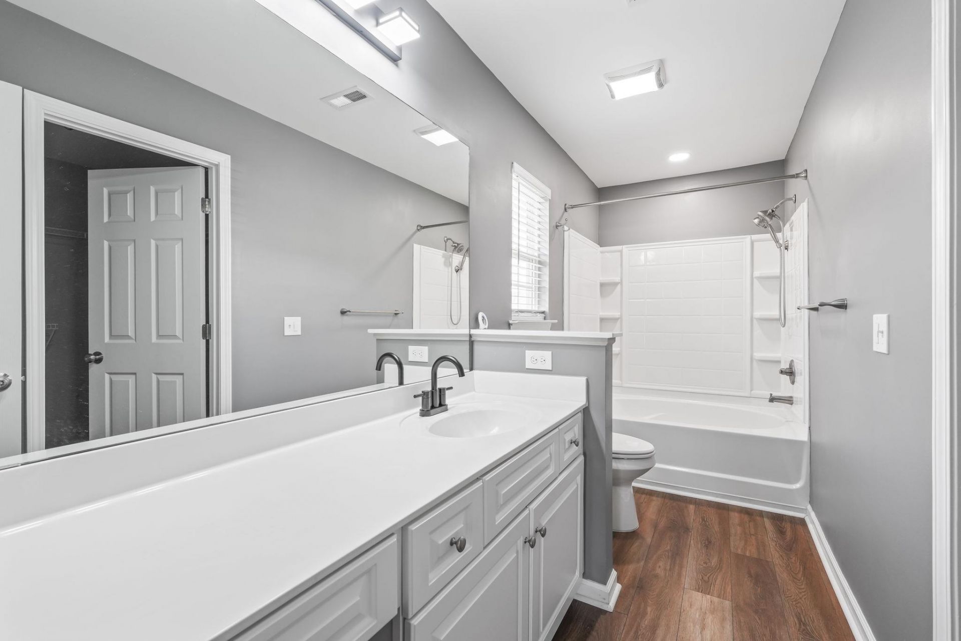4572 E Walkerton Rd. Photo 27