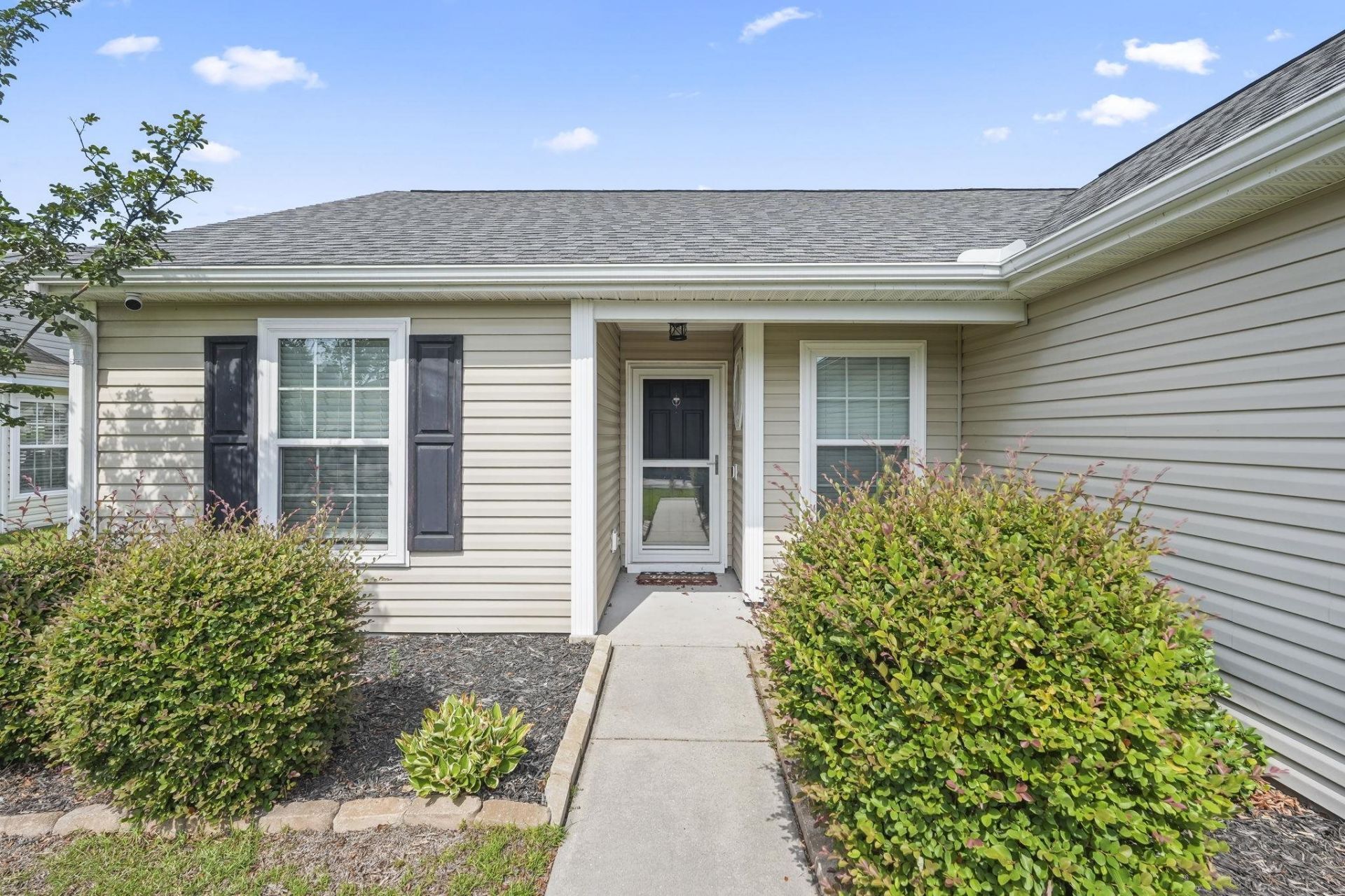 4572 E Walkerton Rd. Photo 4