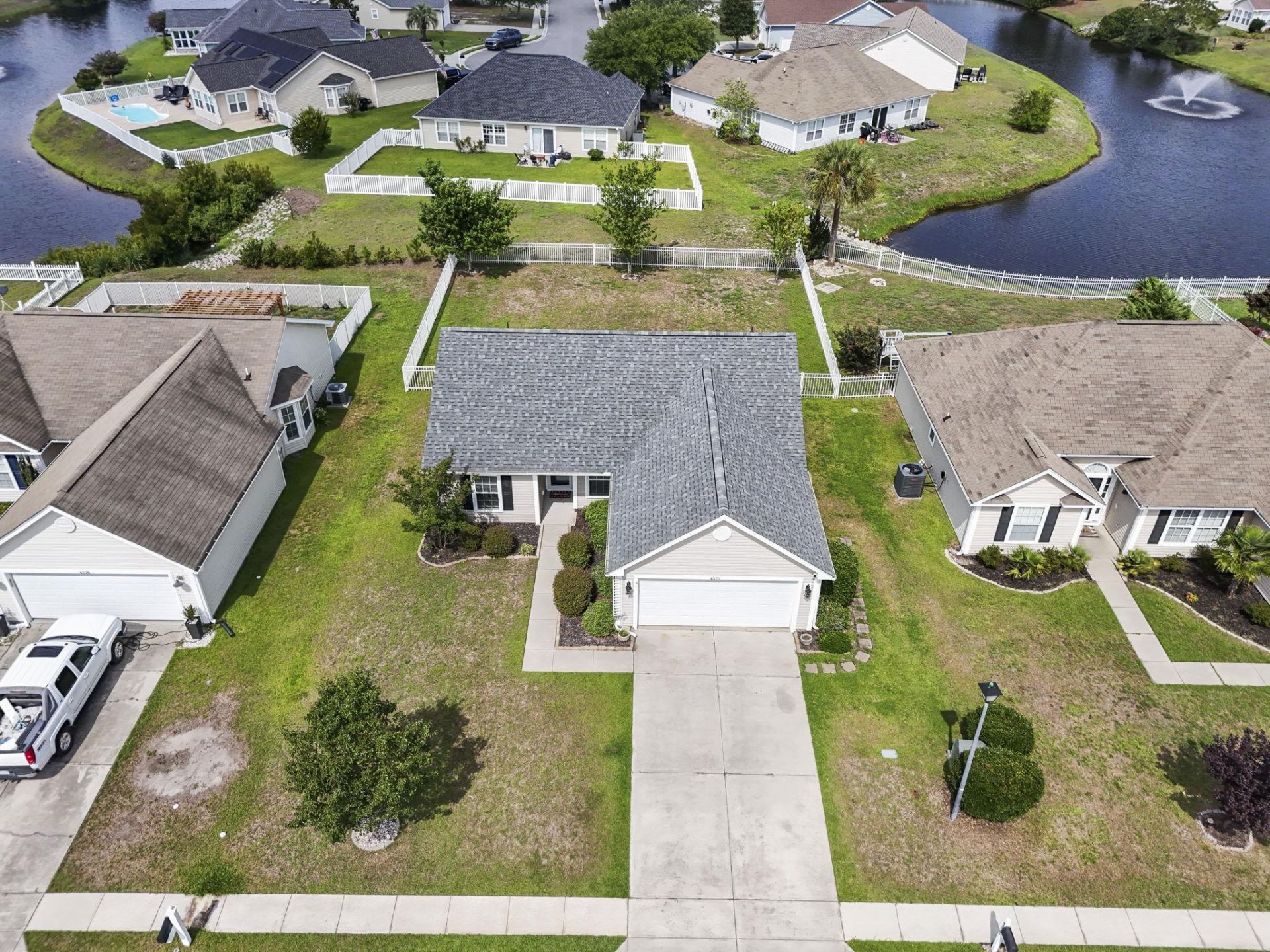 4572 E Walkerton Rd. Photo 6