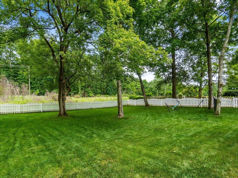 5529 Ainsley Drive , Westerville, OH 43082 Photo 4