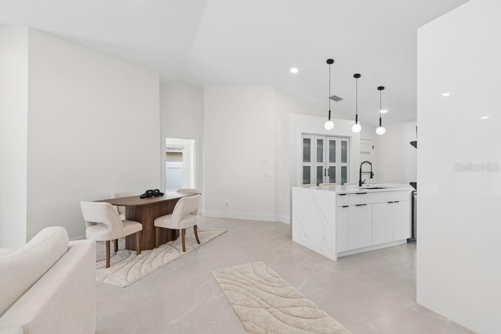 12041 68th Street, Largo, FL 33773 Photo