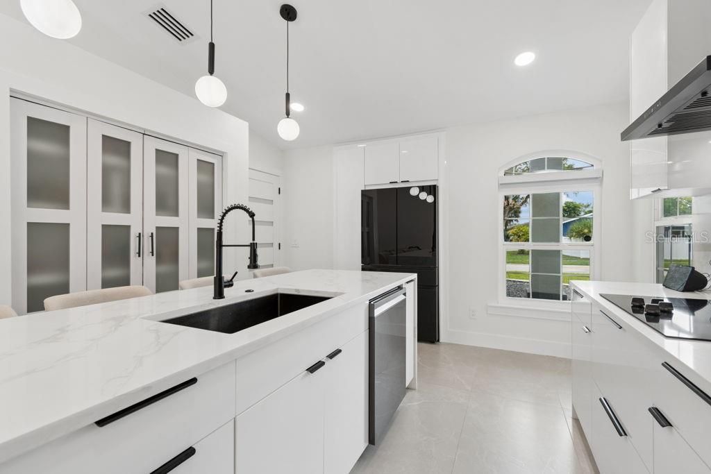 12041 68th Street, Largo, FL 33773 Photo