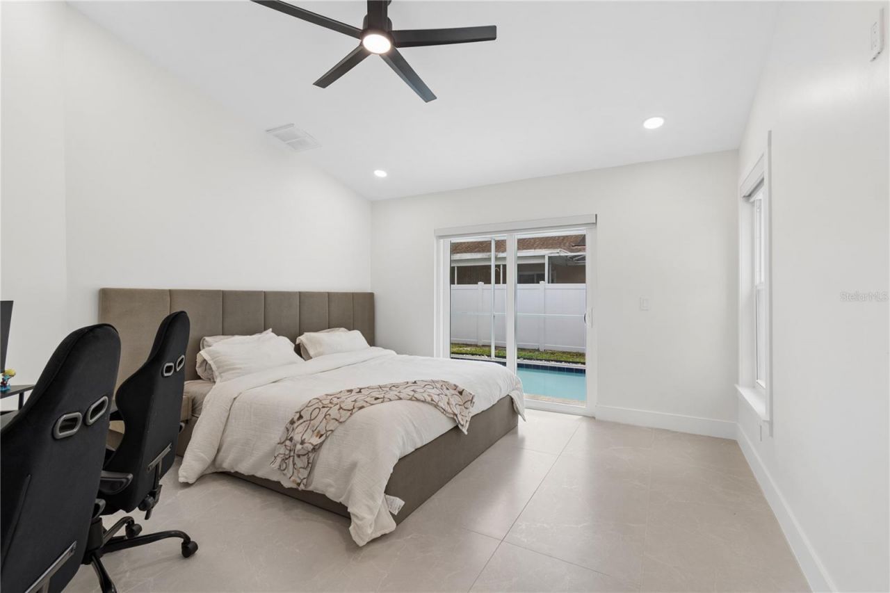 12041 68th Street, Largo, FL 33773 Photo