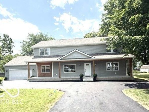 1 Elm Tree Court, Greenwood, IN 46142