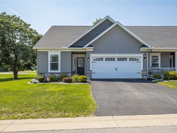 1 Cedar Cove Trail , Rochester, NY 14606
