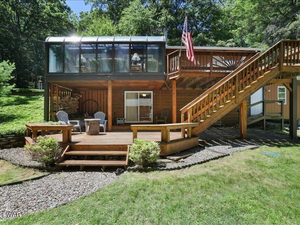 114 Lone Oak Drive , Lakeville, PA 18438