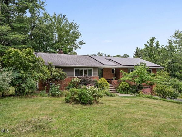 66 S Van Leuvan Drive, Rensselaer, NY 12144