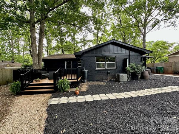 4508 Ivanhoe Place , Charlotte, NC 28205