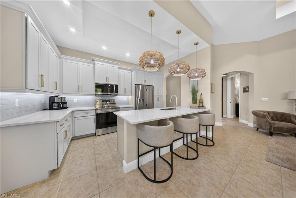 7890 Allende Ln, Naples, FL 34113 Photo